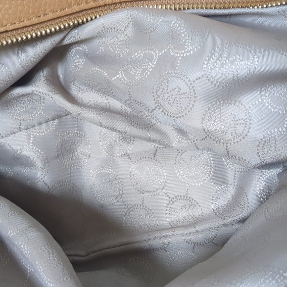 Michael Kors Kensington leather bag - Picture 5 of 5